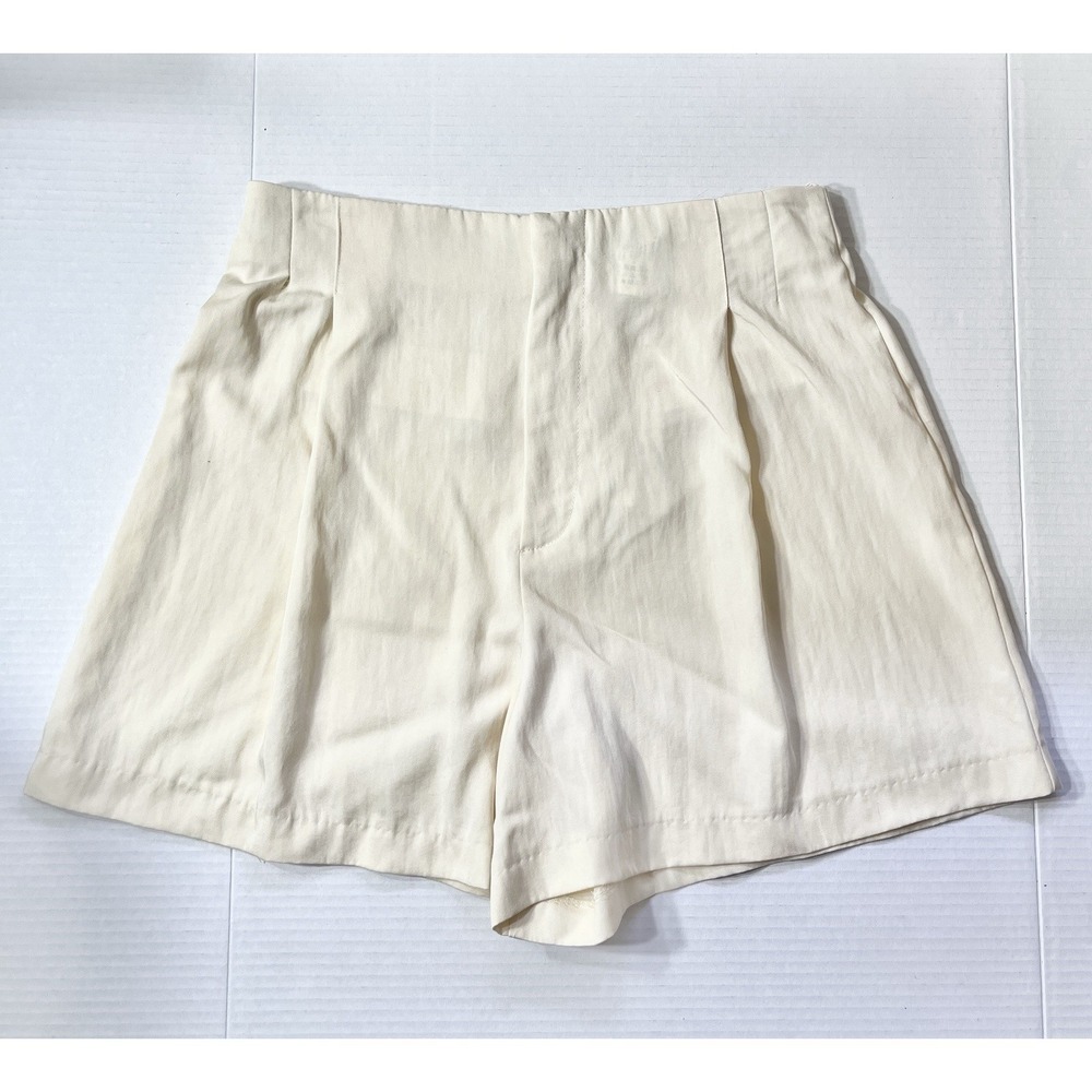 NWT Zara Satin Effect Shorts Women's Medium Ivory High‎ Waisted Pleated Luxury